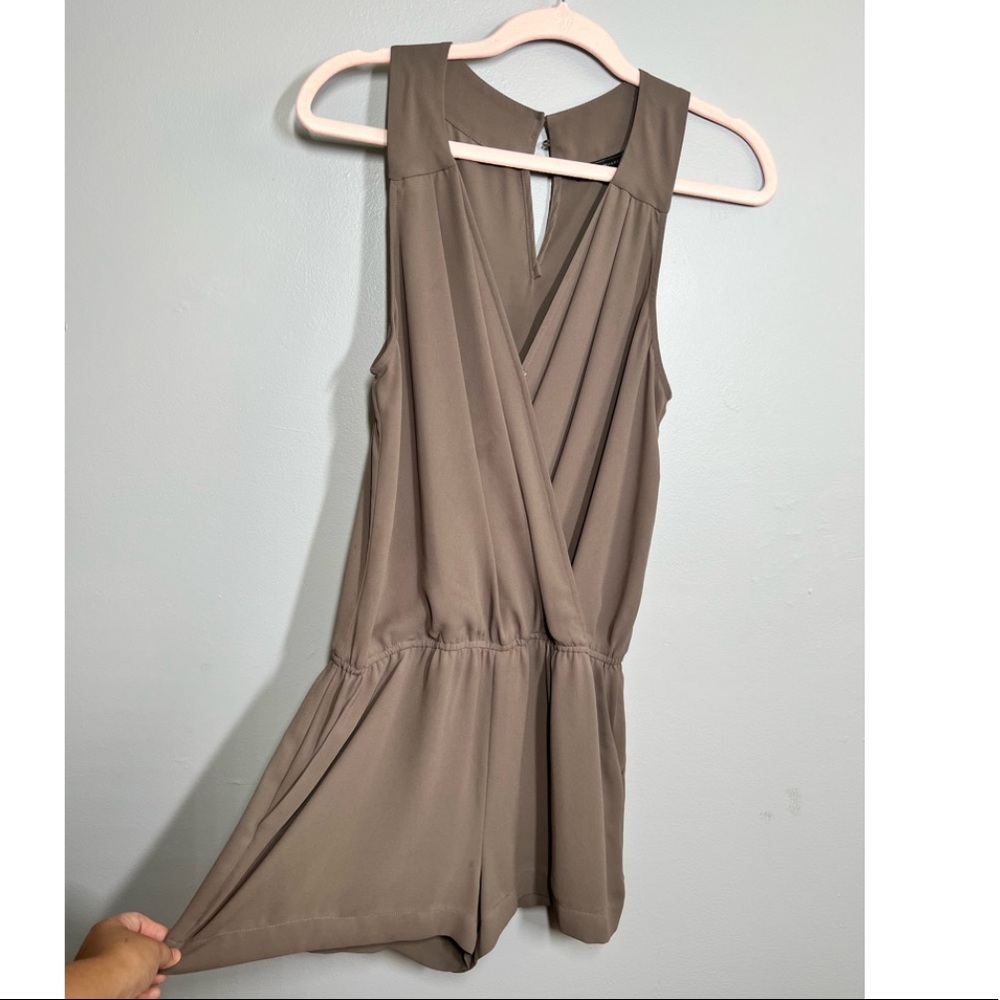 Bcbgmaxazria romper size xs fits also small